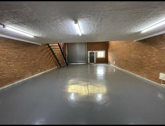INDUSTRIAL PROPERTY TO RENT IN HENNOPSPARK